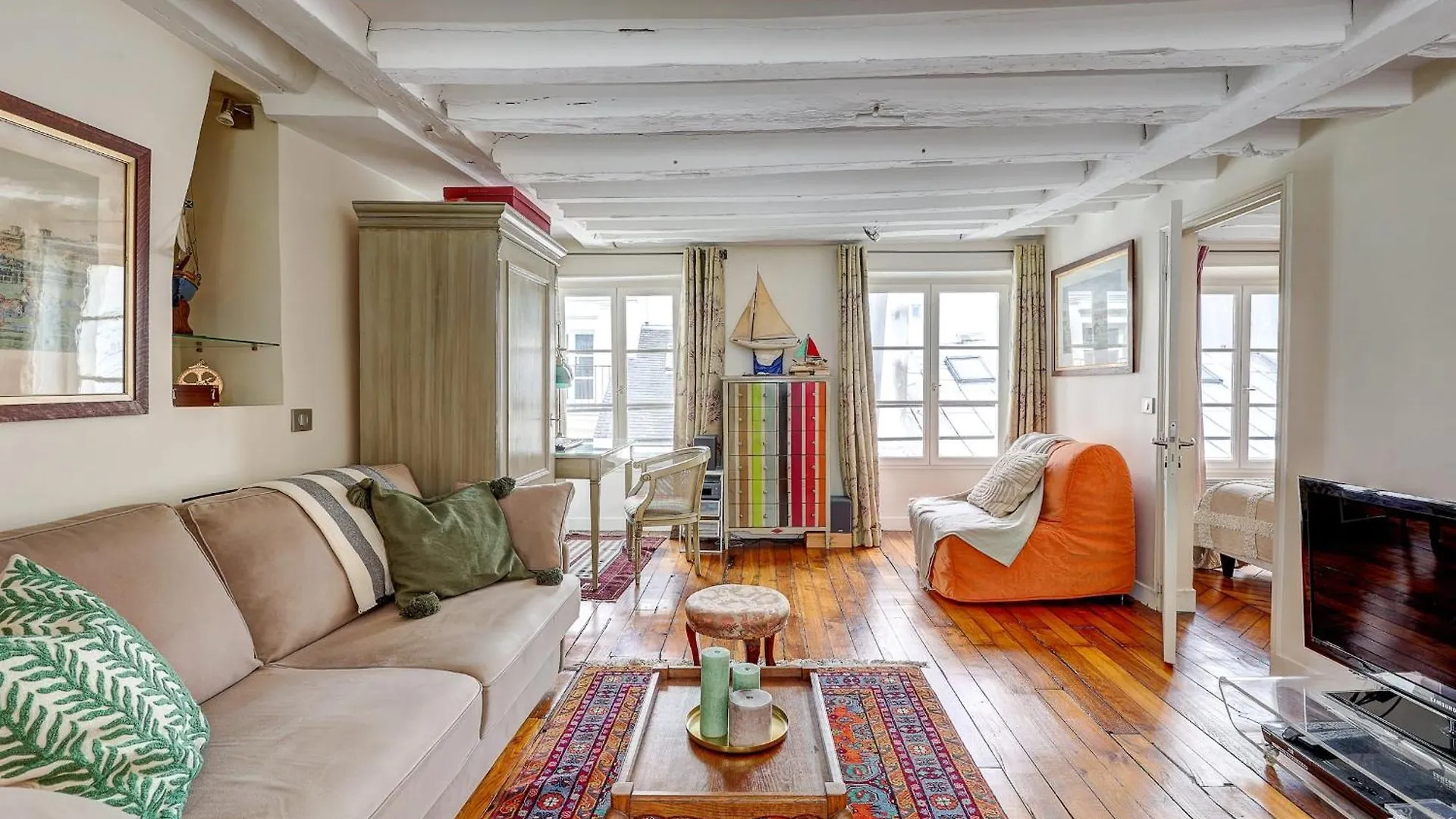 Pompidou & Louvre - 1Br - Cityapartmentstay Paris Apartment