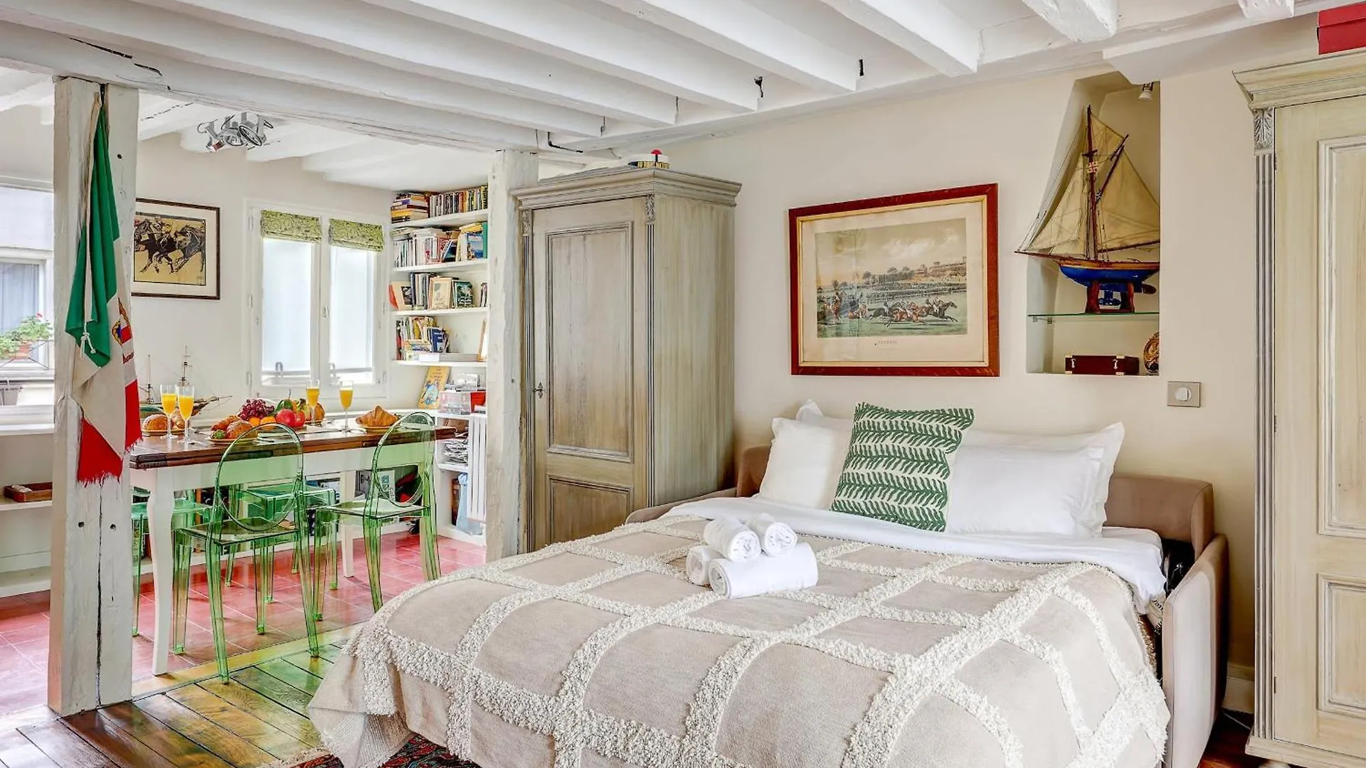 Apartment Pompidou & Louvre - 1Br - Cityapartmentstay Paris France